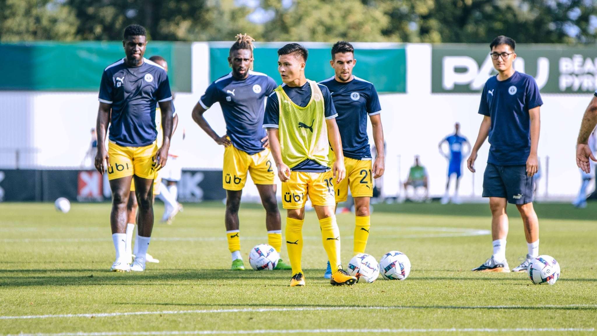 董路曝武磊慷慨捐助中国小将8万元支持足球发展