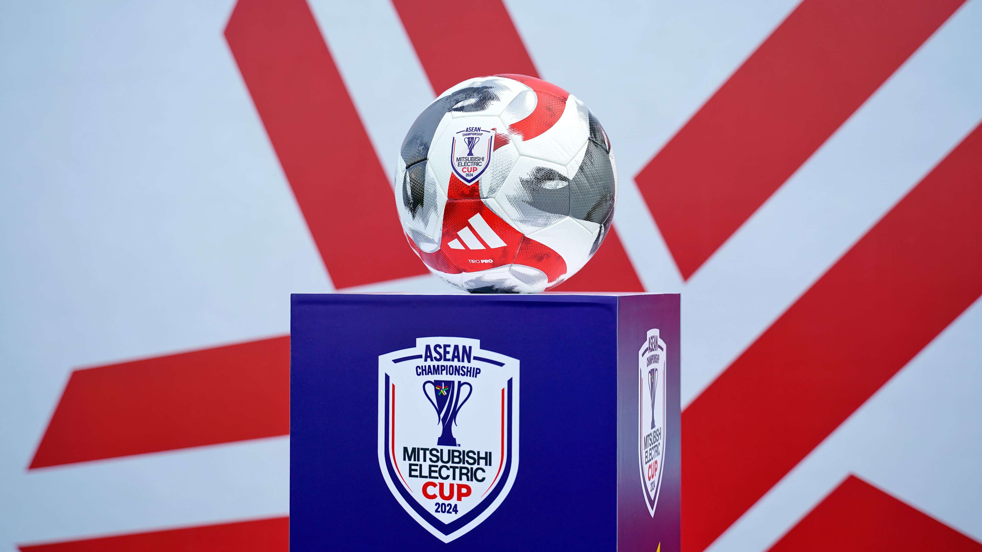 梅西加盟中超球队的可能性及其对中国足球的影响分析