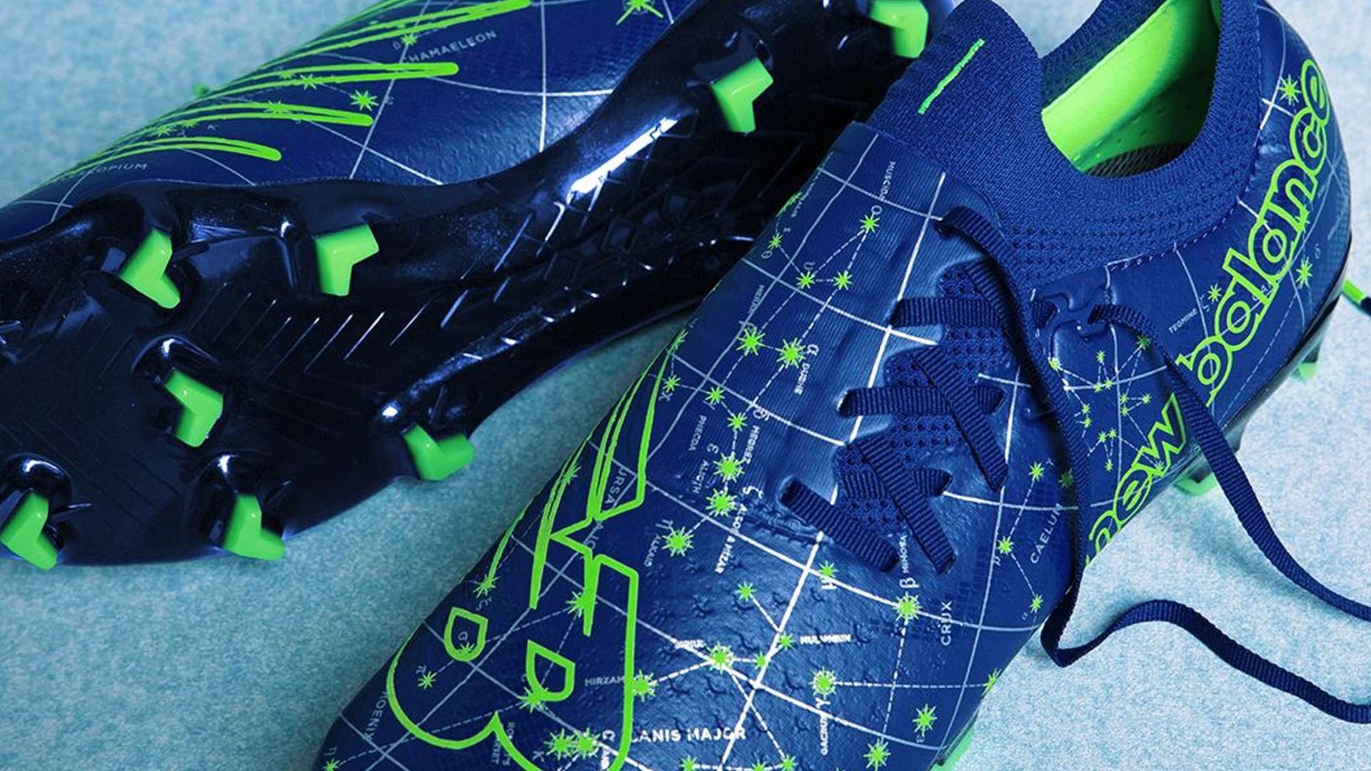 約翰遜腳下 約翰遜腳下